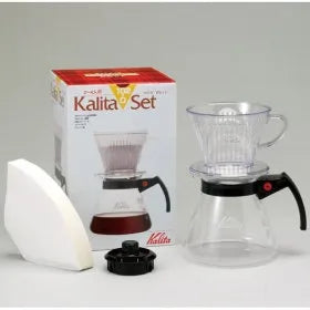 Kalita 102-D dripper set contents including server, dripper tray, filter and measuring spoon