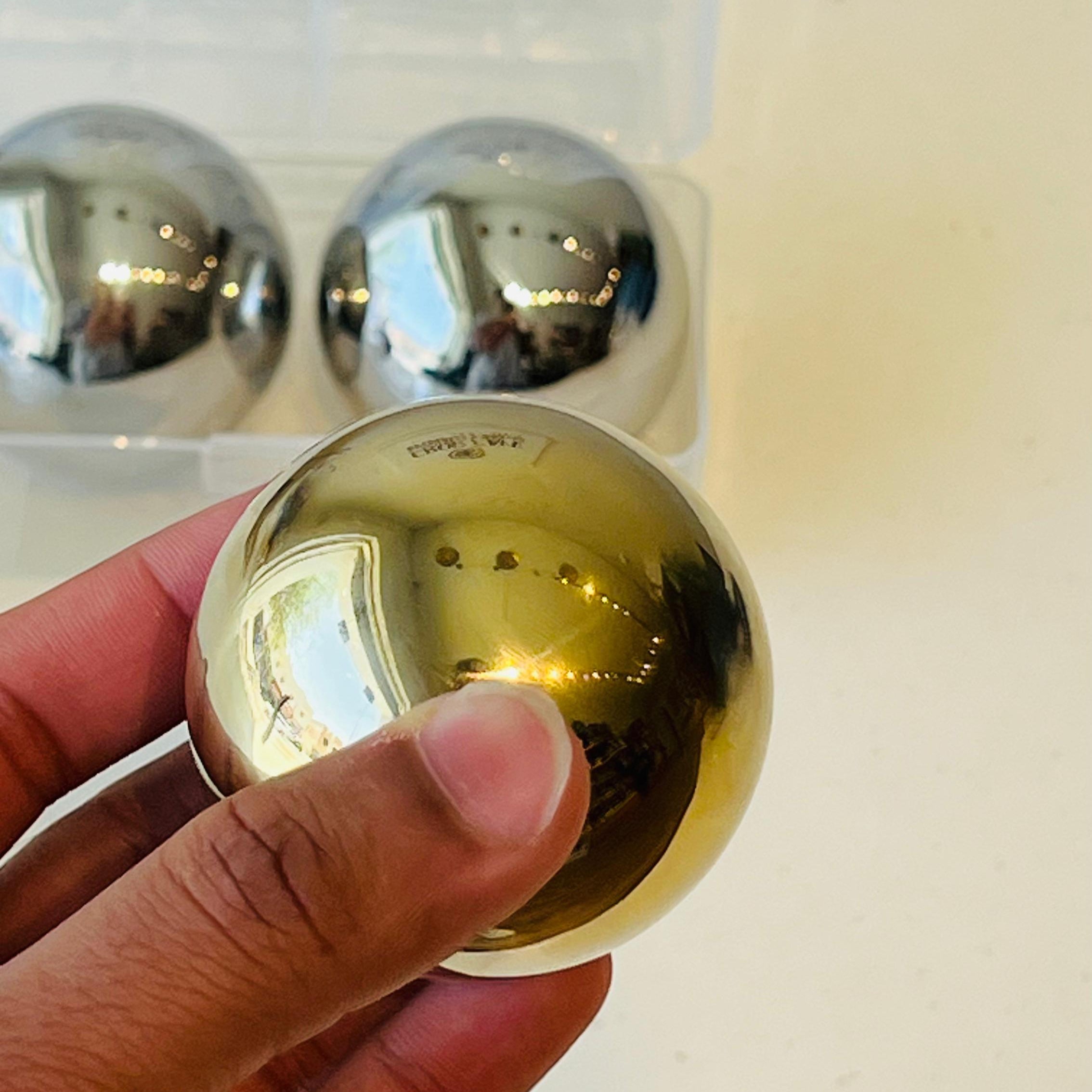 Crop Stainless Steel Reusable Ice Cubes Silver and Gold