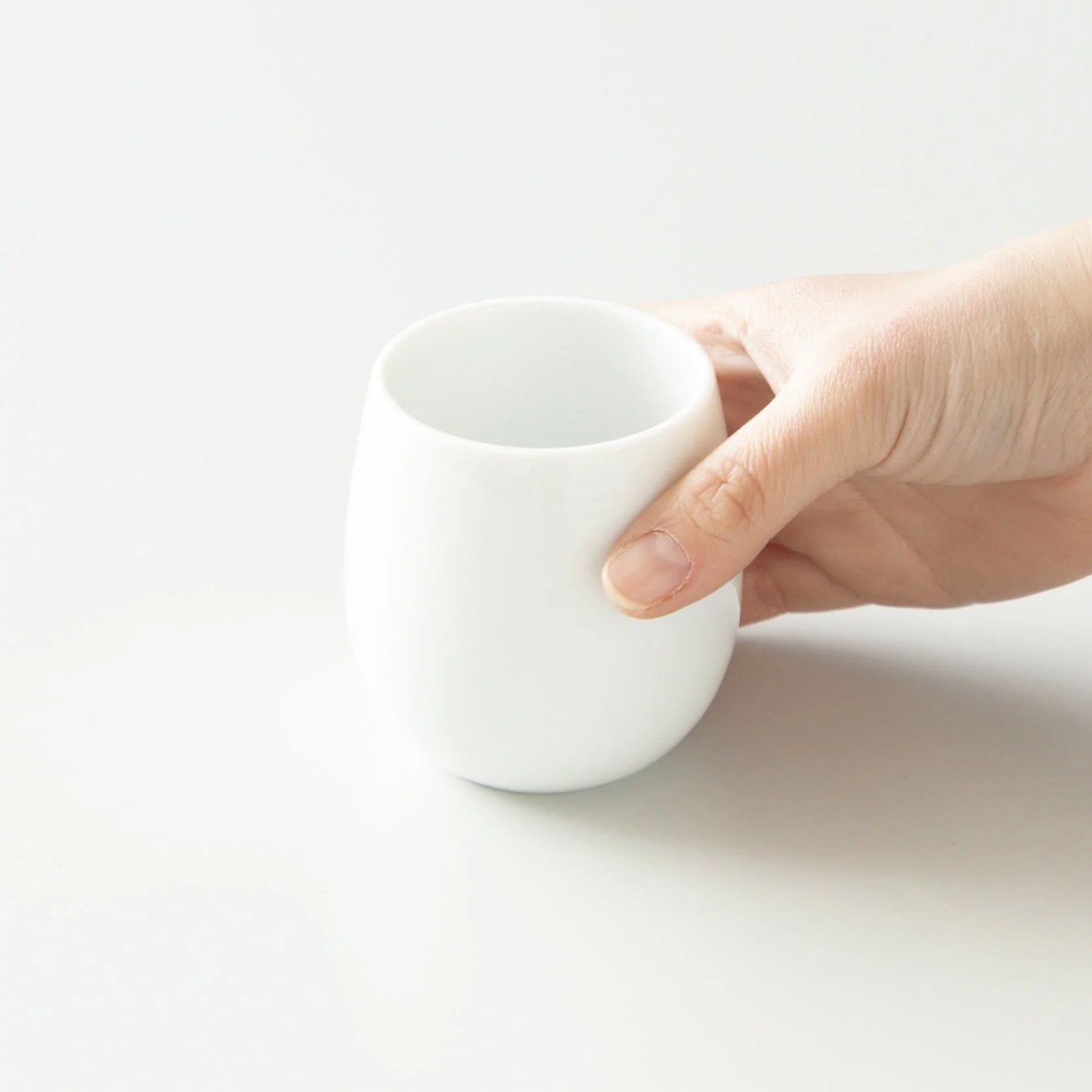 Origami 210ml Barrel Flavor Coffee Cup in White Japanese porcelain specialty coffee cup