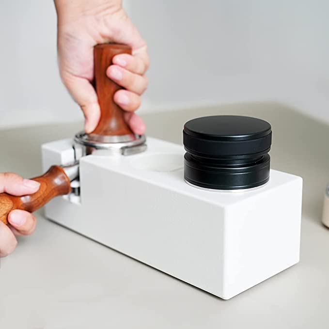 Crop Tamping Station White with portafilter – 58mm, espresso station, Crop Cafe