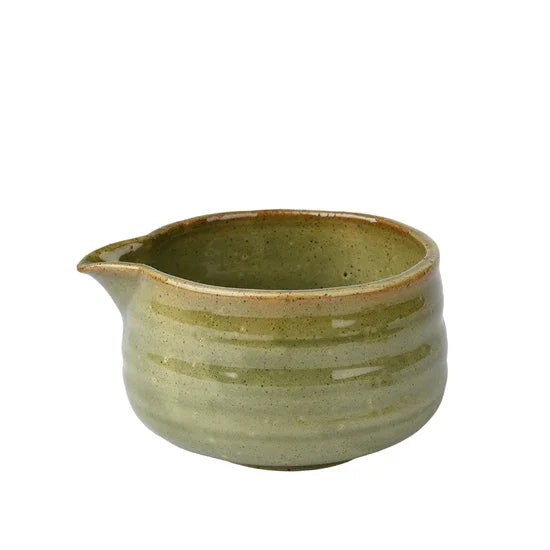 Crop Ceramic Matcha Bowl – 500ml, food-grade ceramic, Asian Zen style, eco-friendly and luxury elegant