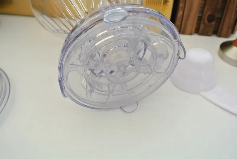 Crop Clever Coffee Dripper – transparent white body, 500ml capacity