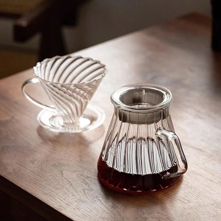 Crop 01 Borosilicate Glass Coffee Dripper